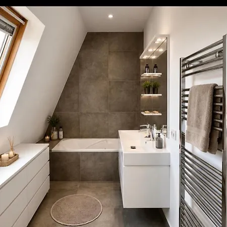 Champs-elysees Luxury Apartment *